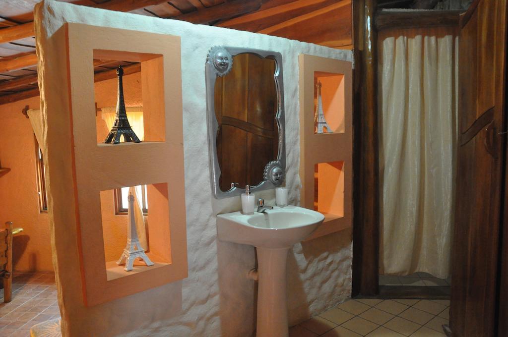 Hacienda La Isla Lodge Sarapiqui Phòng bức ảnh